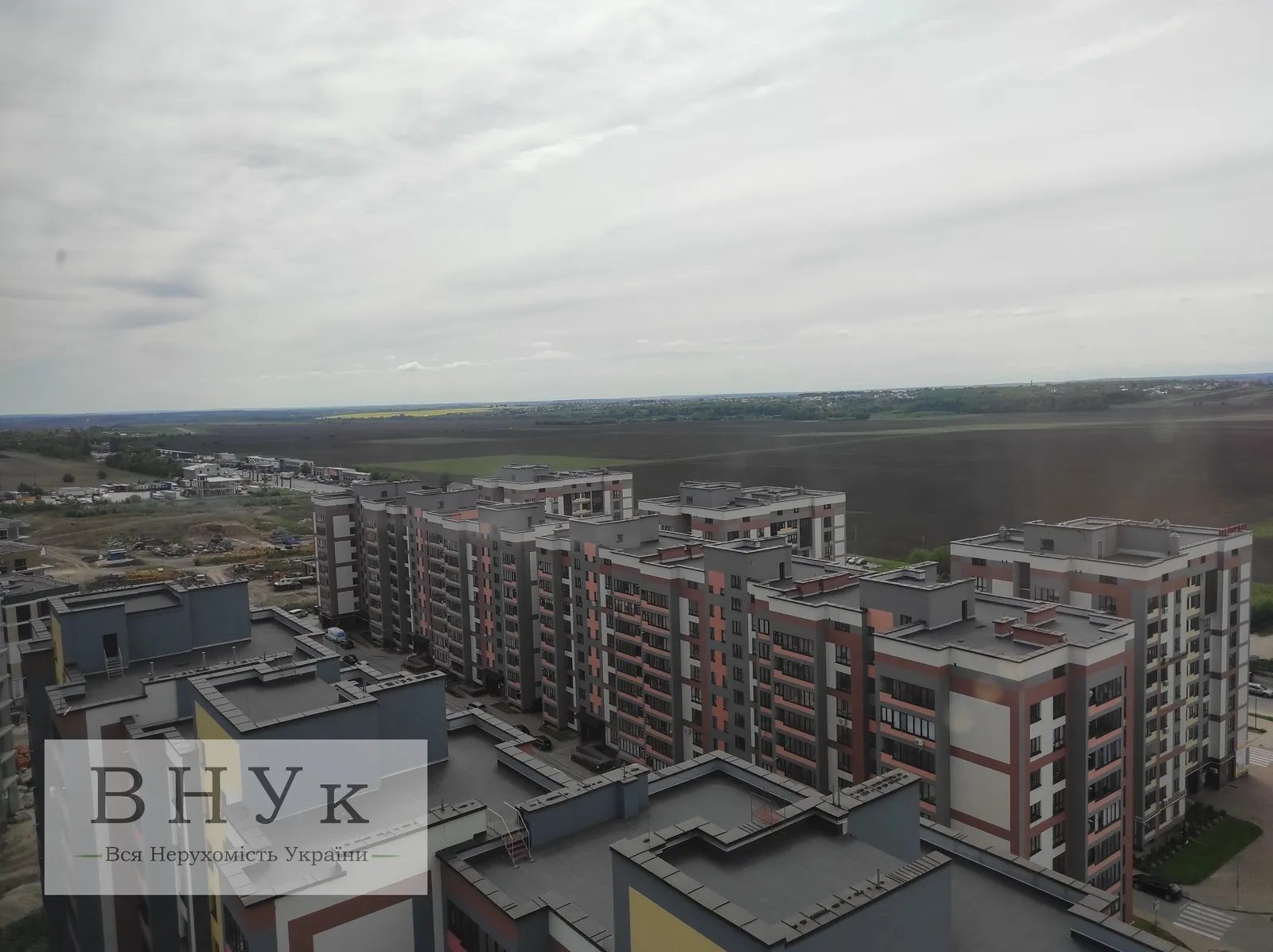 Apartments for sale. 2 rooms, 61 m², 15 floor/16 floors. Pidvolochyske shose, Ternopil. 