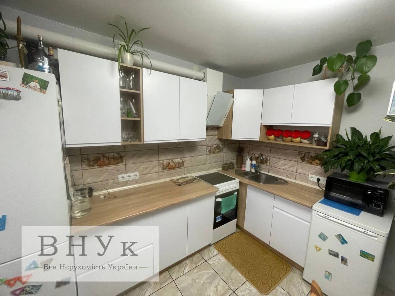 Продаж квартири 2 кімнати, 44 m², 8 пов./9 поверхів. Лепкого Б. вул., Тернопіль. 