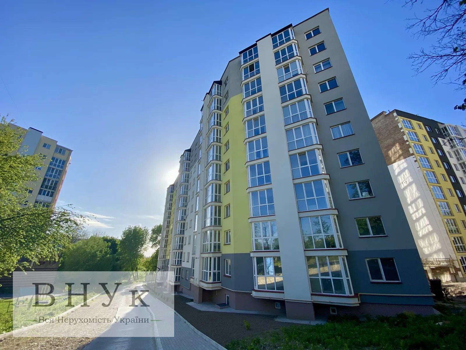 Apartments for sale. 1 room, 47 m², 10th floor/10 floors. Volodymyra Velykoho vul., Ternopil. 