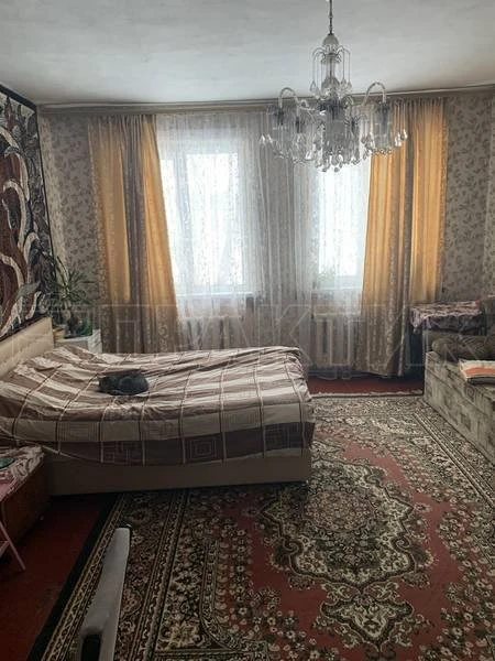 House for sale 5 rooms, 106 m². Berehovyy prov., Chernihiv. 