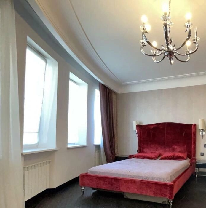 Сдам квартиру. 5 rooms, 355 m², 6th floor/7 floors. 12, Срибнокильская 12, Киев. 