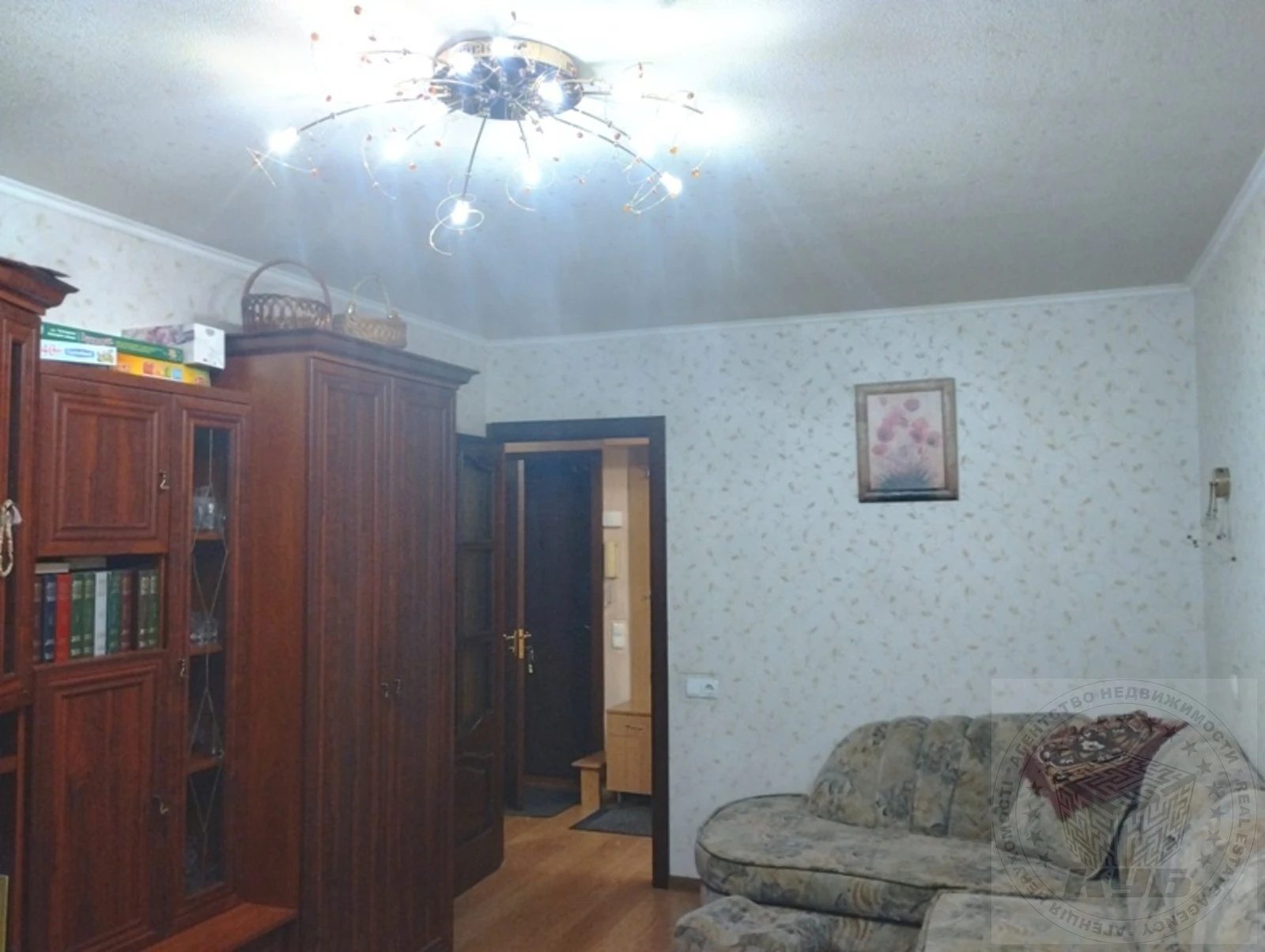 Продаж квартири 3 кімнати, 74 m², 6 пов./16 поверхів. 15, Чистяківська 15, Київ. 