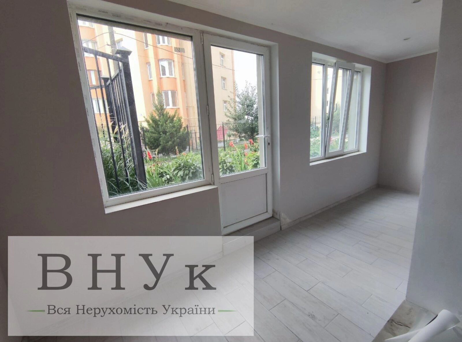 Продаж квартири 1 кімната, 66 m², 1 пов./10 поверхів. Свободи , Хмельницький. 