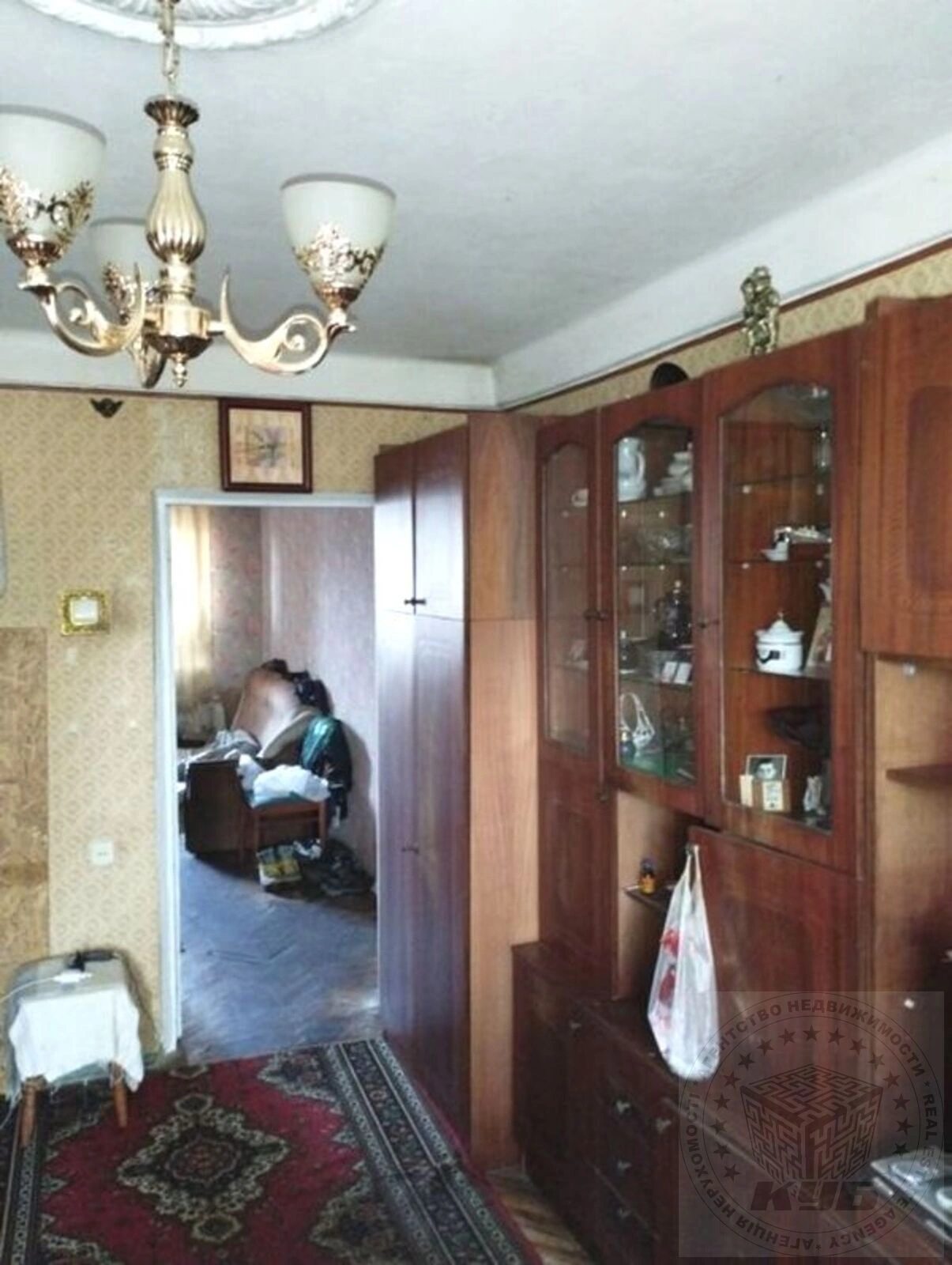 Продаж квартири 2 кімнати, 46 m², 5 пов./5 поверхів. 18, Леся Курбаса 18, Київ. 