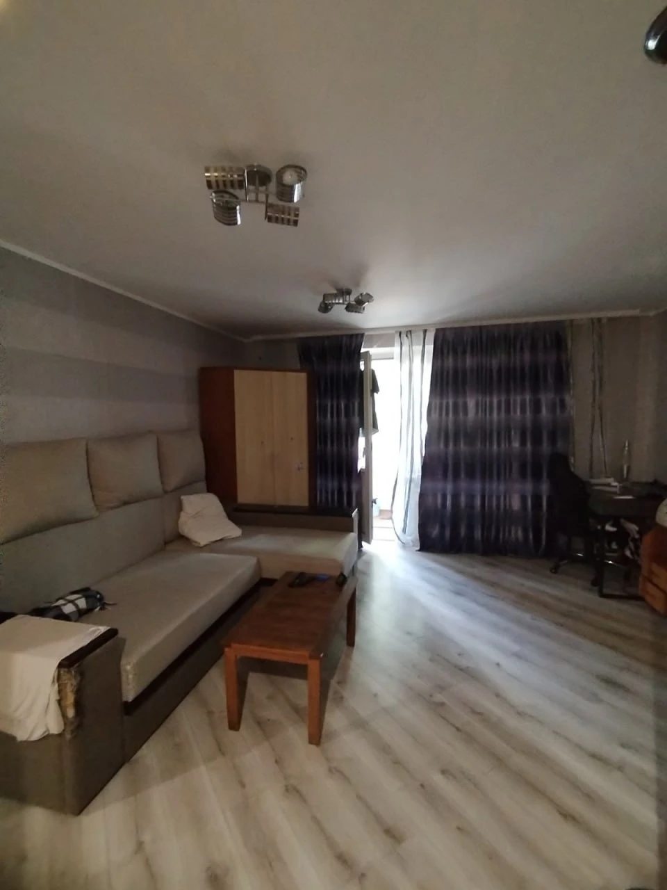 Apartments for sale 3 rooms, 41 m², 1st fl./10 floors. Efymova, Odesa. 