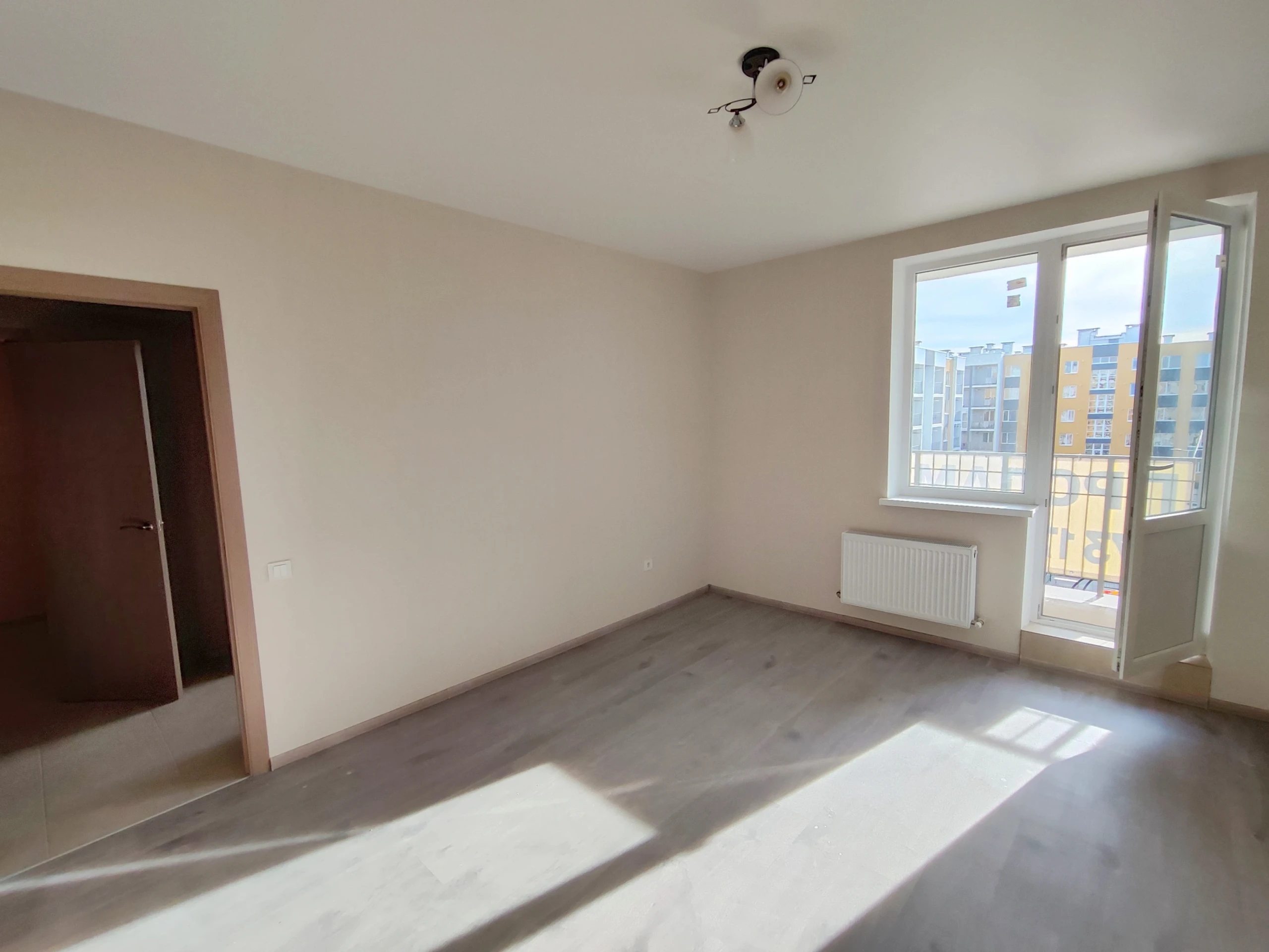 Three-room apartment for sale in residential complex "7 NEBO"