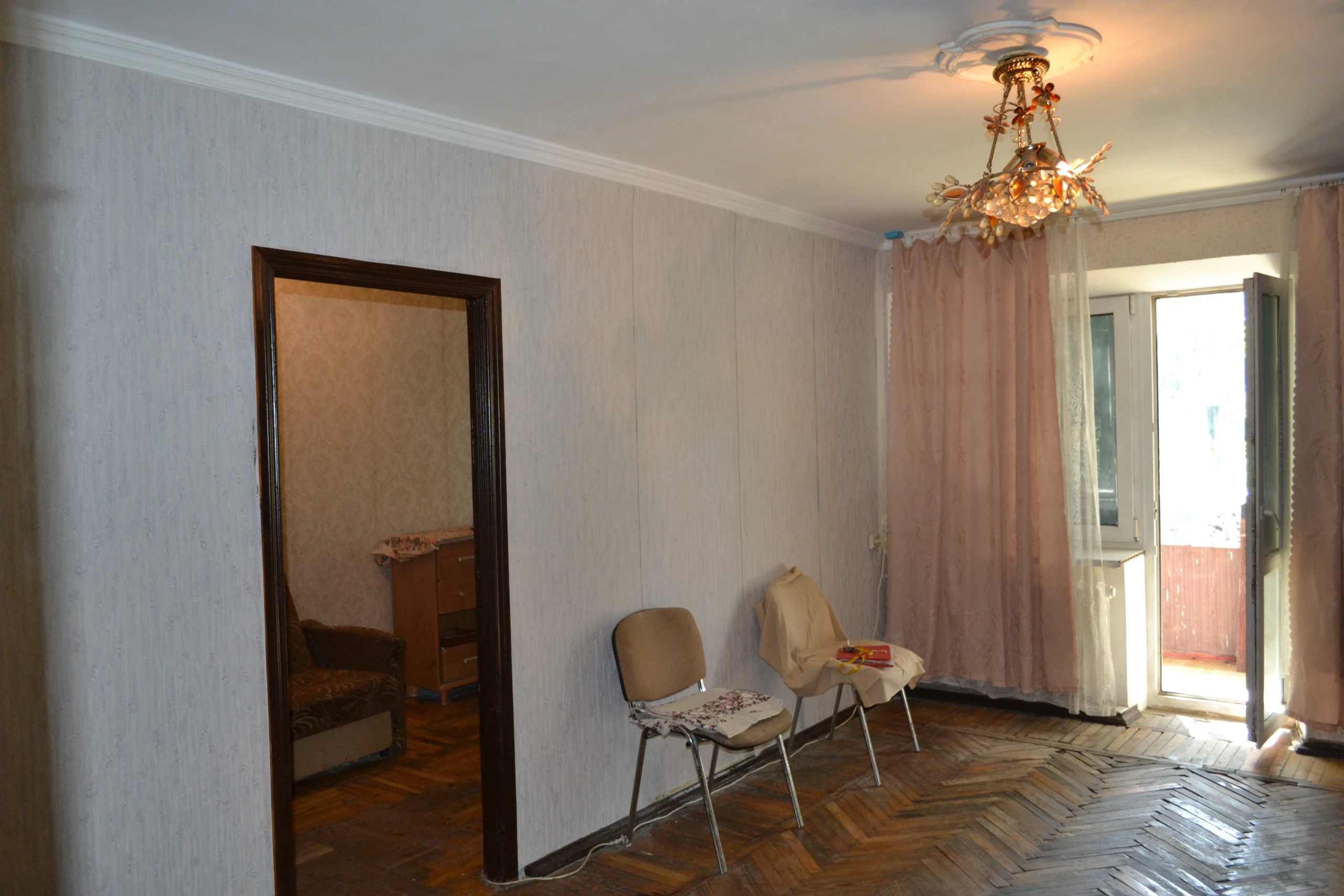 Cozy 2-room apartment for sale on Tenistaya Street in the Arkad area