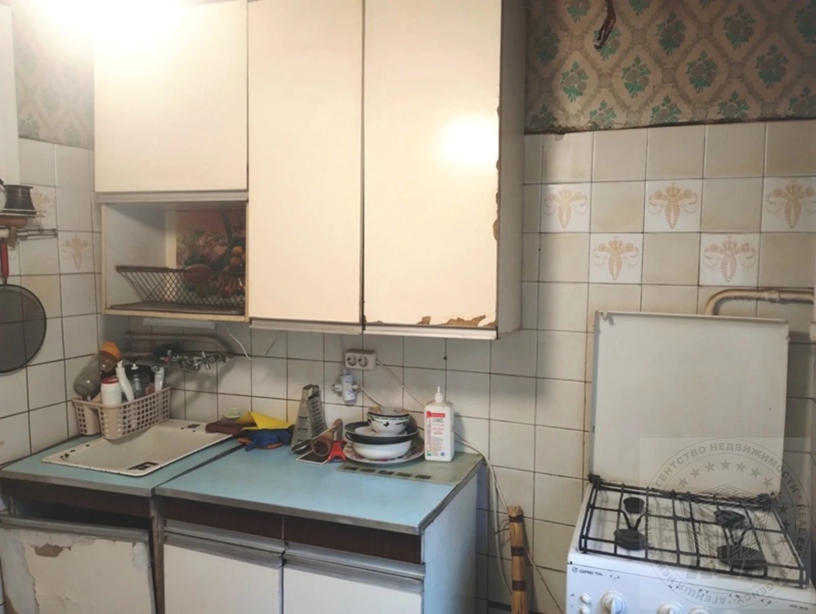 Продаж квартири 2 кімнати, 44 m², 1 пов./5 поверхів. 83, Вацлава Гавела бульв. (Івана Лепсе), Київ. 