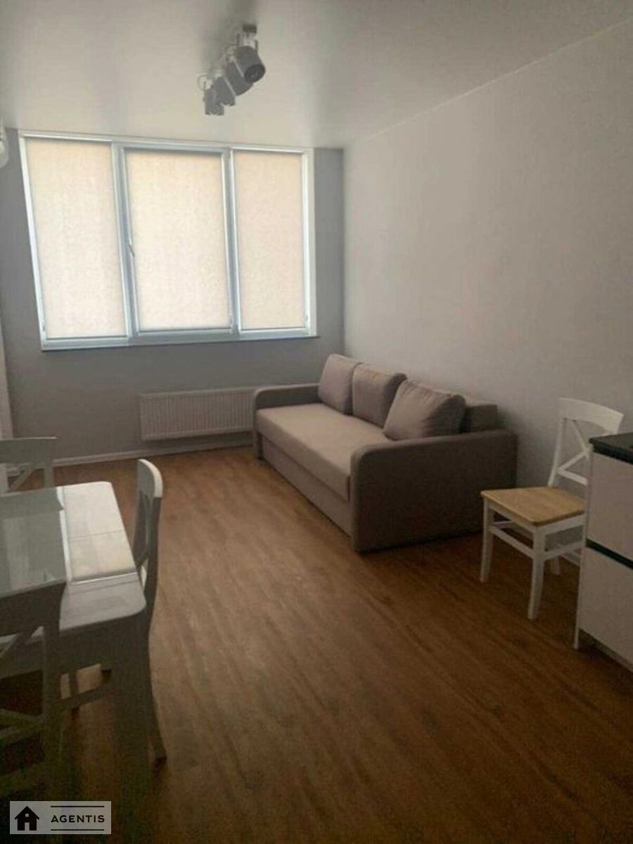Apartment for rent. 1 room, 50 m², 23 floor/25 floors. 4, Yevhena Sverstyuka vul. Maryny Raskovoyi, Kyiv. 