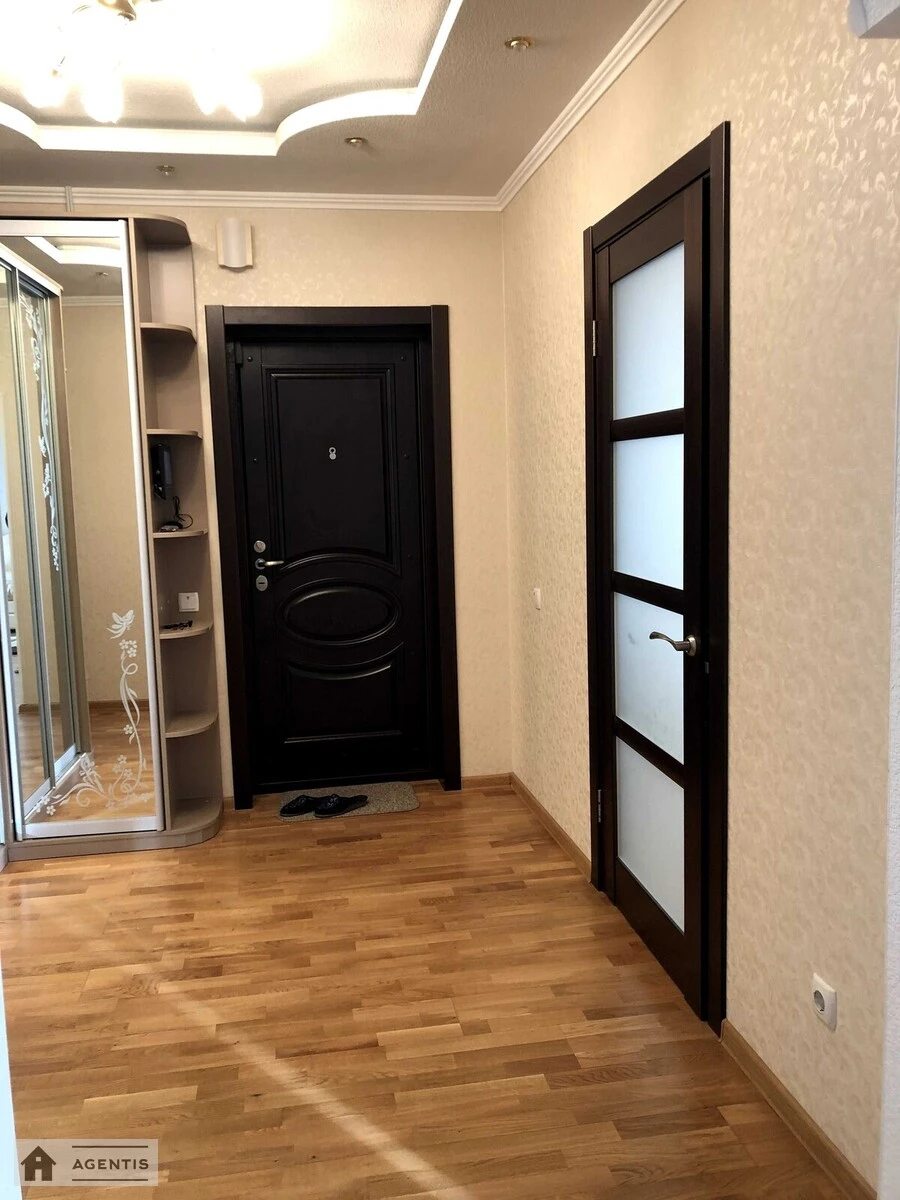 Apartment for rent 2 rooms, 80 m², 15th fl./25 floors. 6, Valeriya Lobanovskoho prosp. Chervonozoryanyy, Kyiv. 