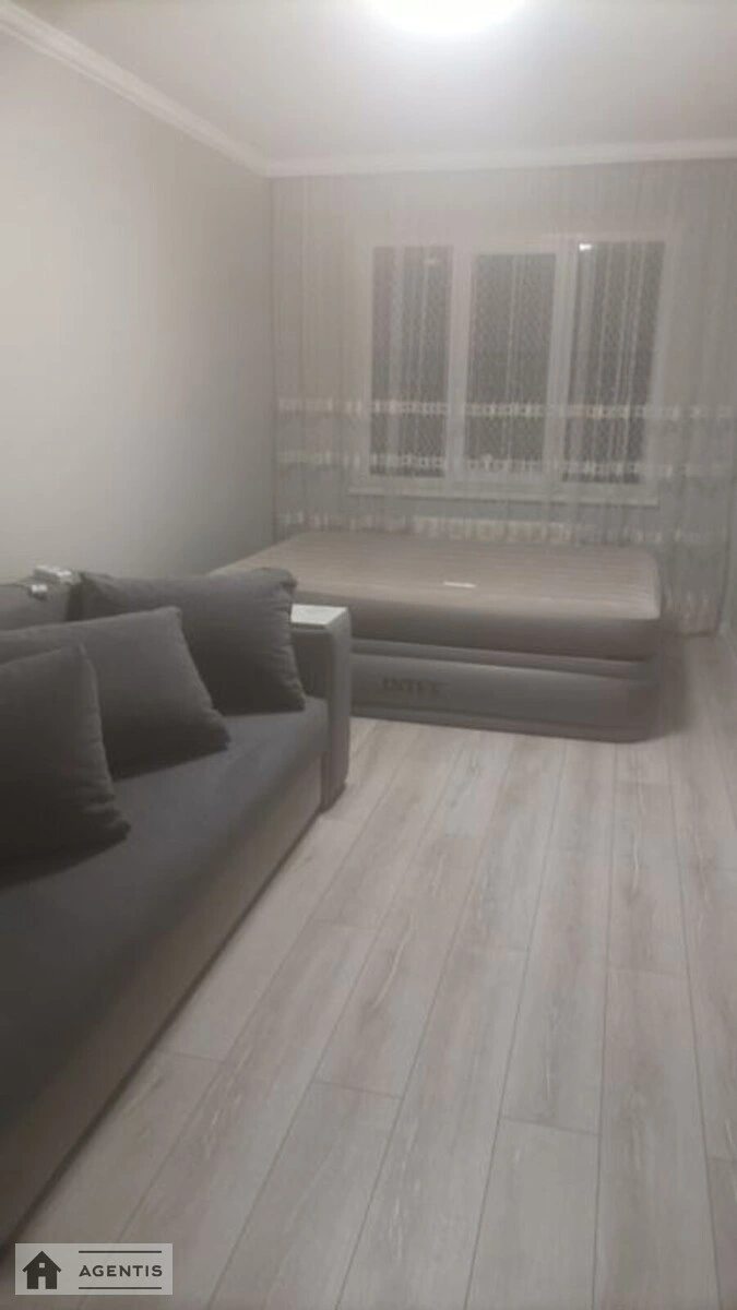 Сдам квартиру. 1 room, 45 m², 10th floor/25 floors. 3, Лісова , Новоселки. 