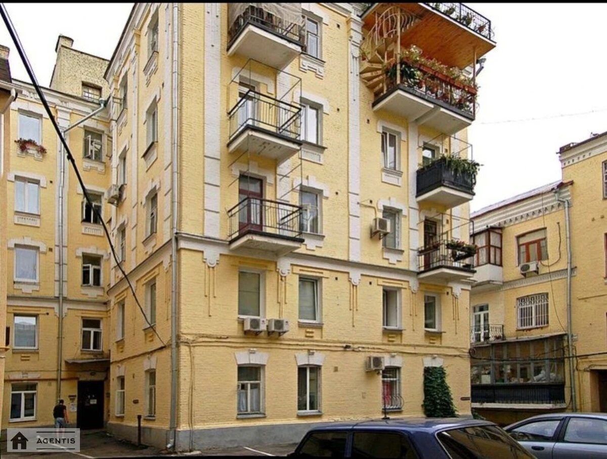 Здам квартиру. 2 rooms, 52 m², 2nd floor/5 floors. 20, Мала Житомирська 20, Київ. 