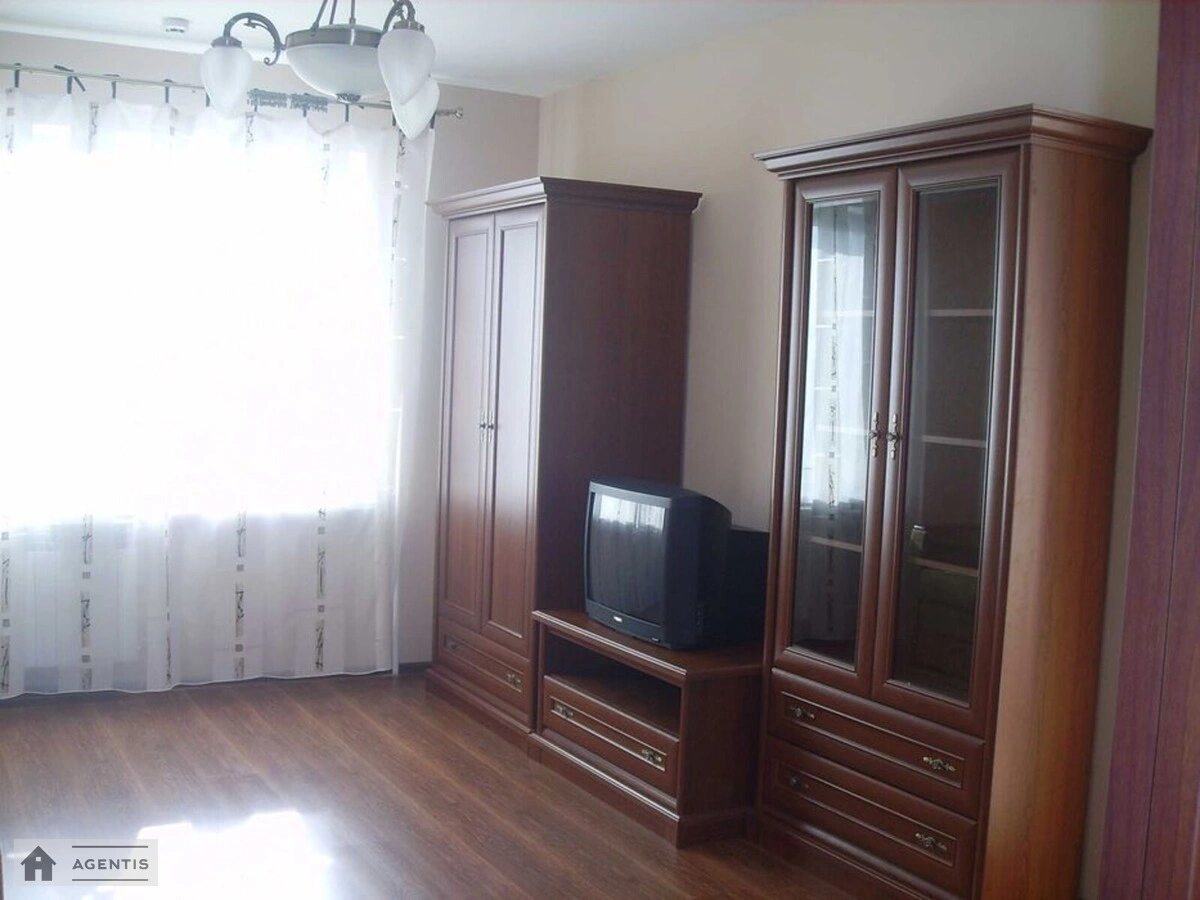 Apartment for rent. 2 rooms, 75 m², 25 floor/26 floors. 28, Anny Akhmatovoyi vul., Kyiv. 