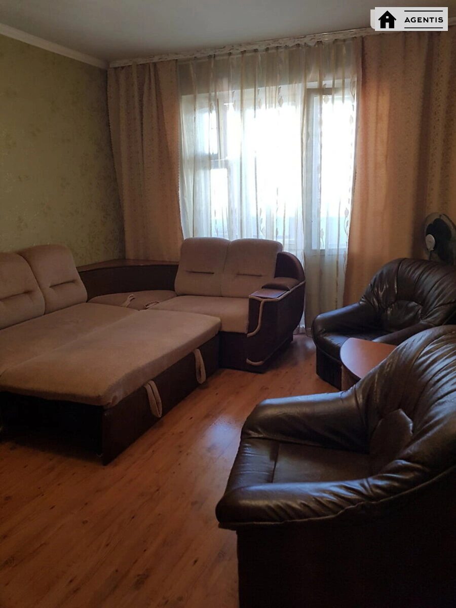 Apartment for rent. 1 room, 44 m², 17 floor/18 floors. 1, Vyshnyakivska 1, Kyiv. 