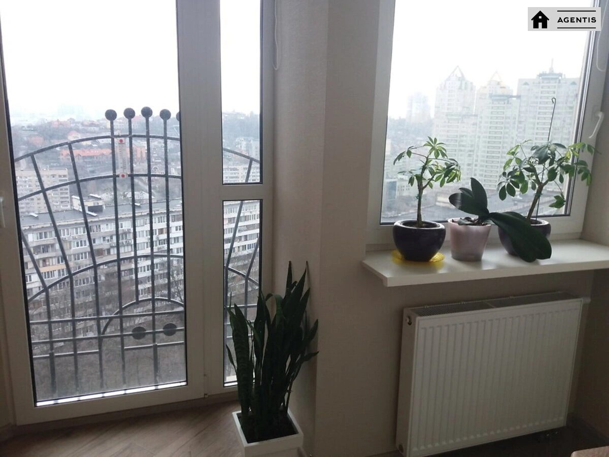 Apartment for rent. 2 rooms, 109 m², 13 floor/25 floors. 18, Mytropolyta Vasylya Lypkivskoho vul. Urytskoho, Kyiv. 