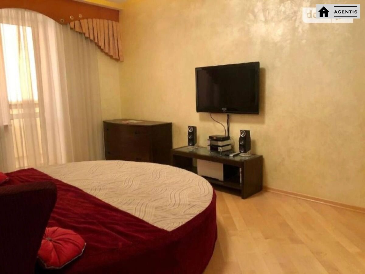 Apartment for rent. 6 rooms, 285 m², 10th floor/11 floors. Oleksandra Konyskoho vul. Turhenyevska, Kyiv. 