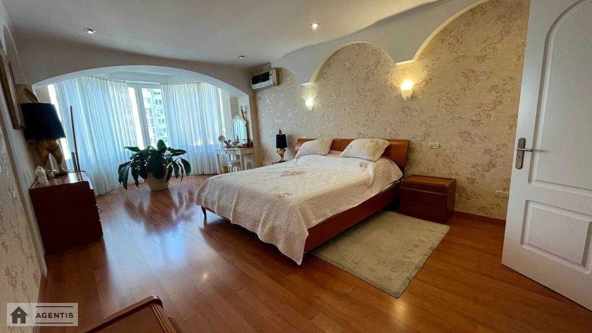 Apartment for rent. 4 rooms, 250 m², 12 floor/16 floors. 29, Levka Lukyanenka vul. Marshala Tymoshenka, Kyiv. 