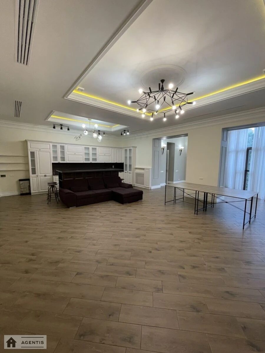 Здам квартиру 4 кімнати, 203 m², 4 пов./5 поверхів. 18, Антоновича вул. (Горького), Київ. 