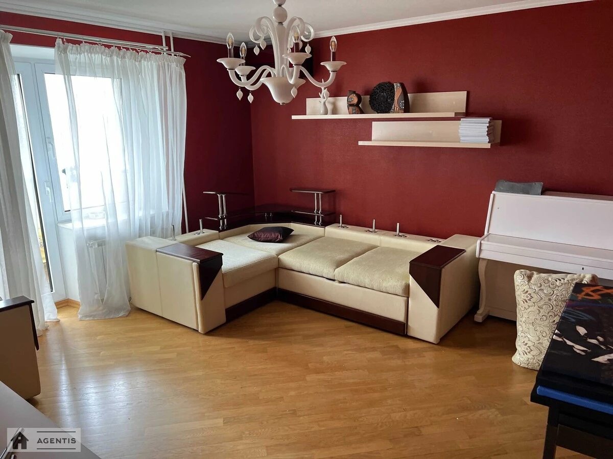 Apartment for rent. 4 rooms, 134 m², 19 floor/20 floors. 6, Bogatyrska 6, Kyiv. 