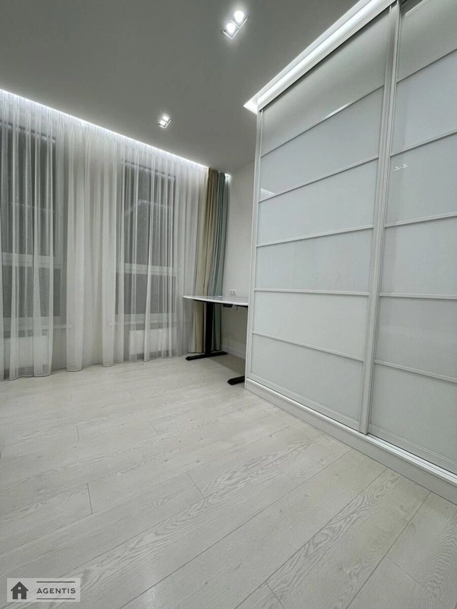 Apartment for rent. 4 rooms, 115 m², 16 floor/16 floors. 65, Beresteyskyy prosp. Peremohy, Kyiv. 