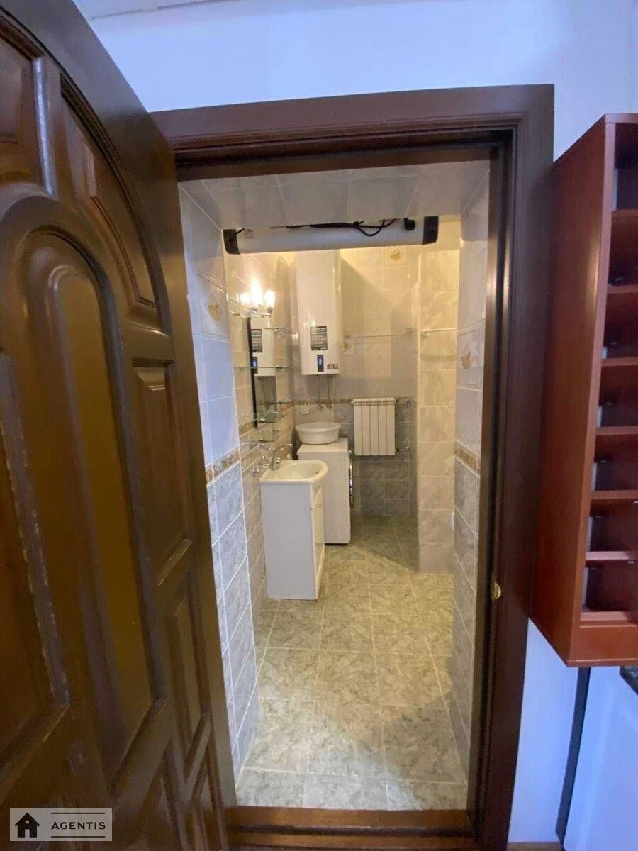 Здам квартиру. 4 rooms, 138 m², 3rd floor/4 floors. 13, Шевченка 13, Київ. 