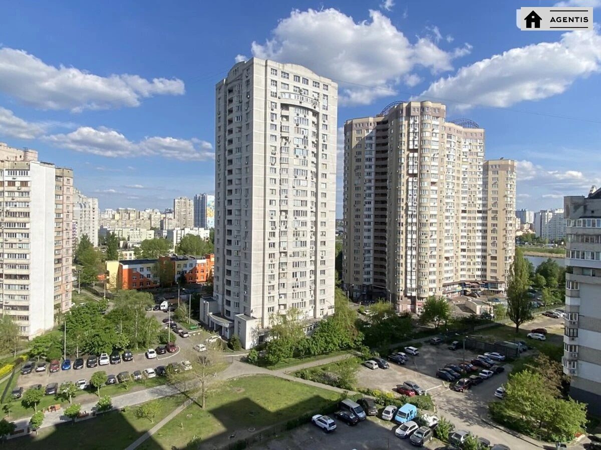 Сдам квартиру. 3 rooms, 80 m², 12 floor/16 floors. 23, Драгоманова 23, Киев. 