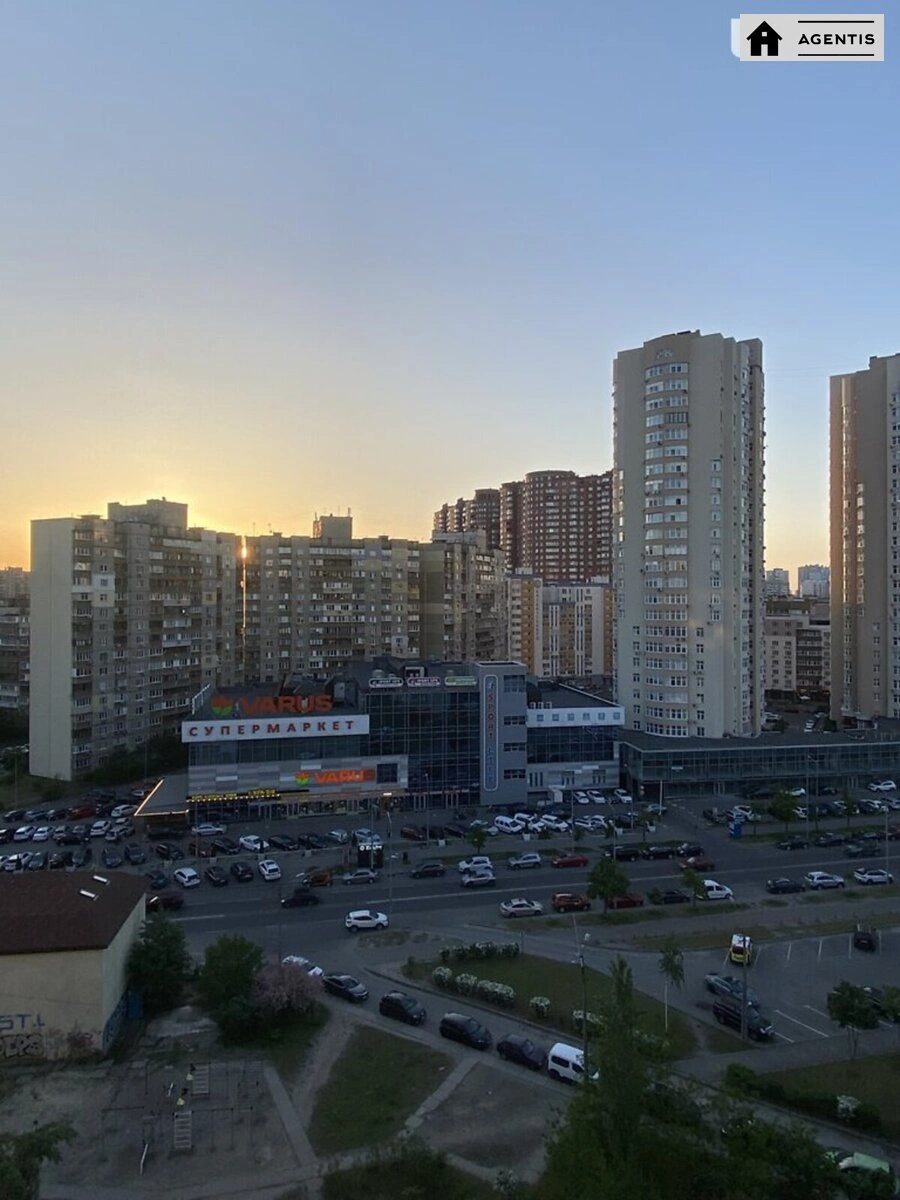 Здам квартиру. 3 rooms, 80 m², 12 floor/16 floors. 23, Драгоманова 23, Київ. 