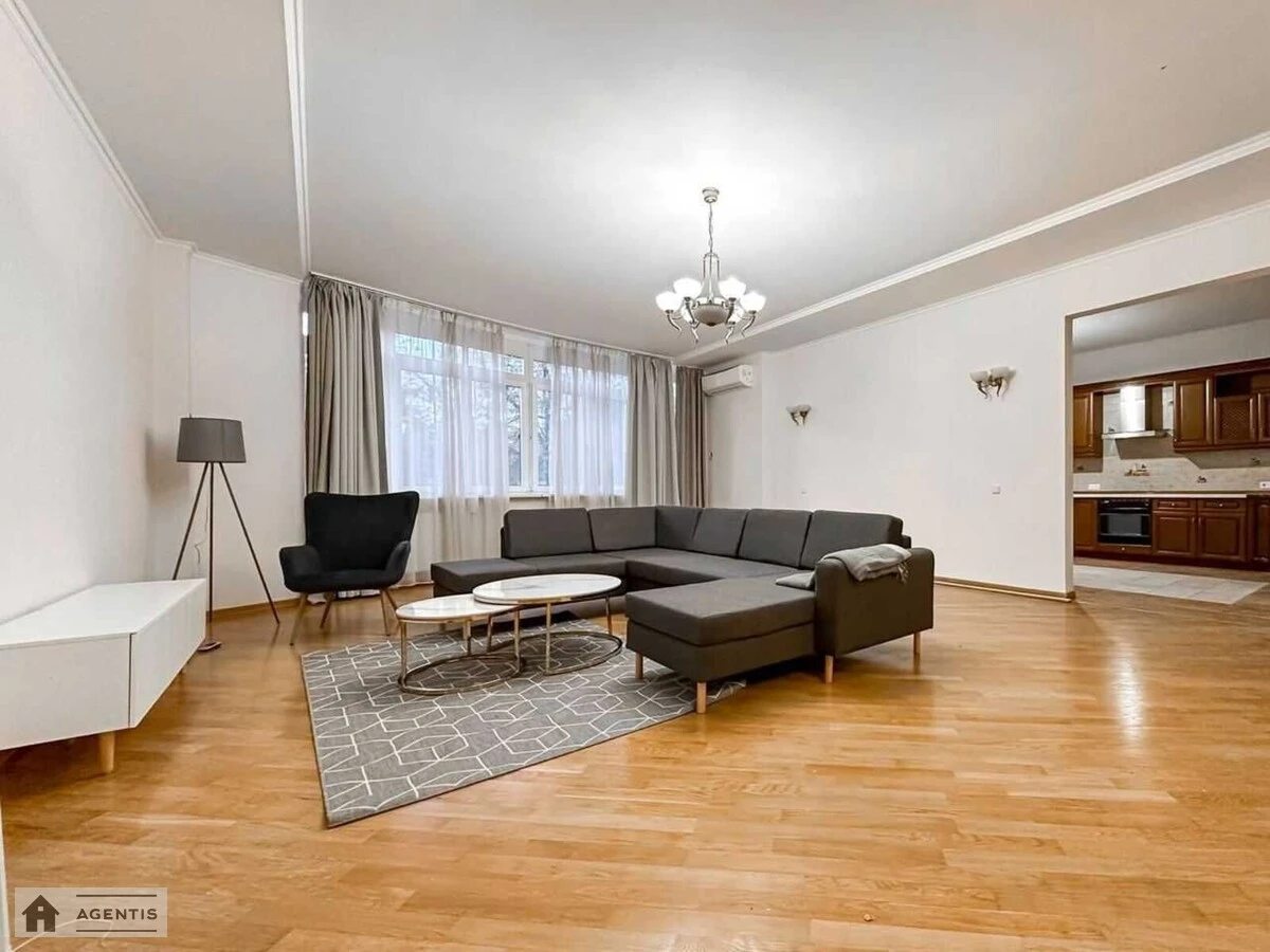 Apartment for rent. 3 rooms, 155 m², 2nd floor/11 floors. 28, Oleksandra Konyskoho vul. Turhenyevska, Kyiv. 