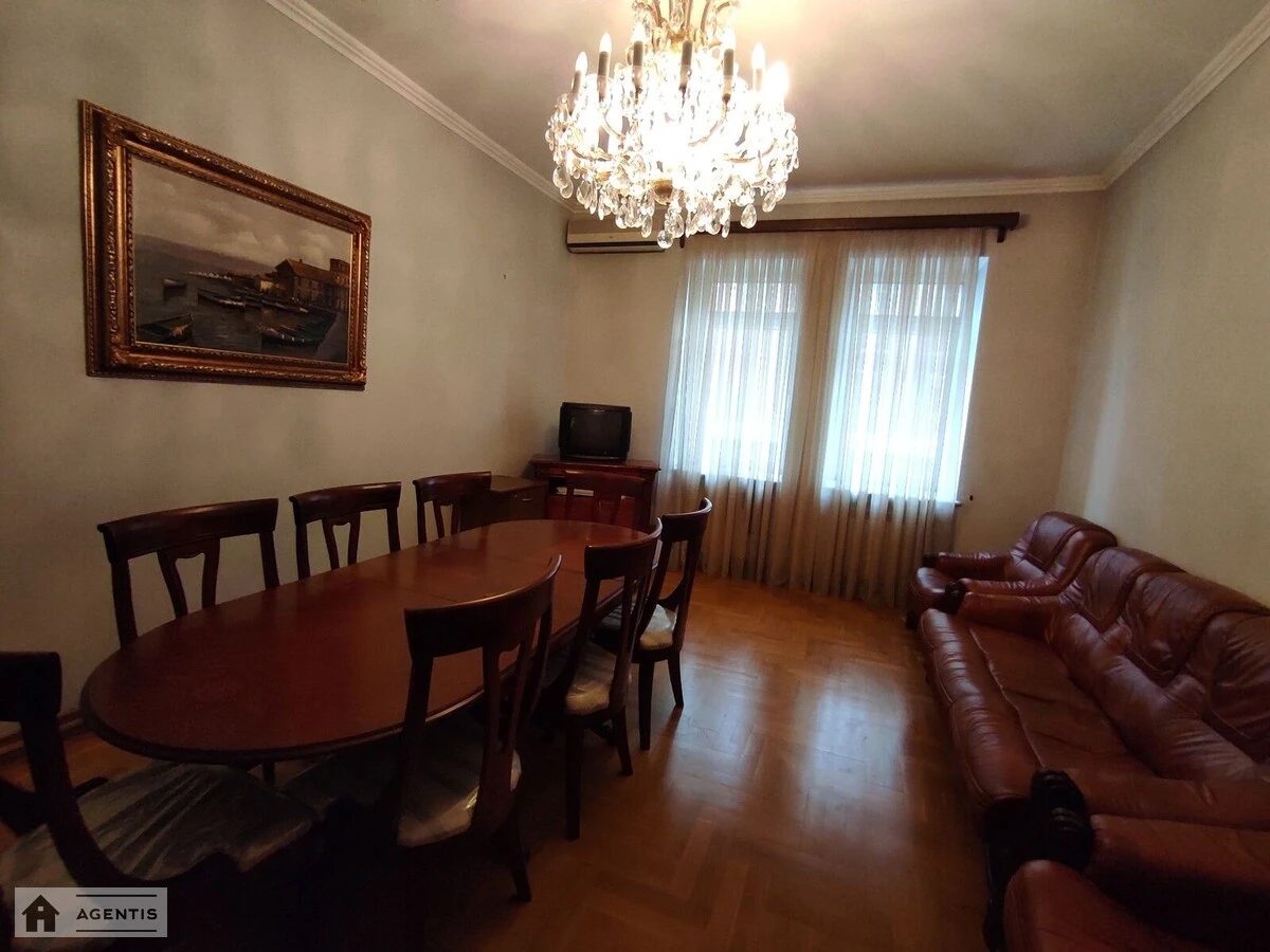 Apartment for rent. 4 rooms, 125 m², 2nd floor/5 floors. Saksaganskogo, Kyiv. 