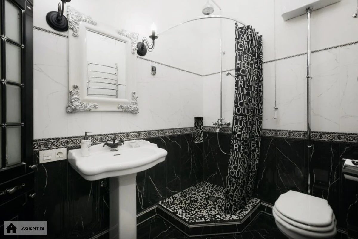 Apartment for rent. 3 rooms, 160 m², 5th floor/5 floors. 106, Velyka Vaselkivska 106, Kyiv. 
