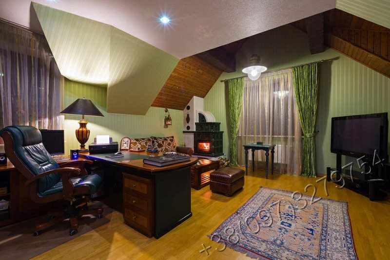 Продаж будинку. 6 rooms, 450 m², 3 floors. 89, Дубовый гай, Романков. 