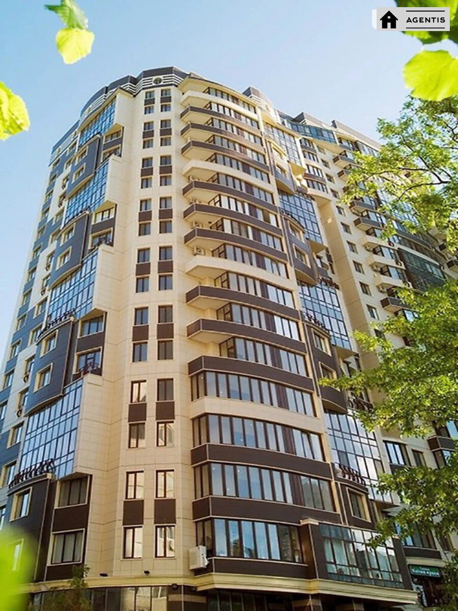 Сдам квартиру. 3 rooms, 129 m², 9th floor/20 floors. 37, Василя Тютюнника вул. (Анрі Барбюса), Киев. 