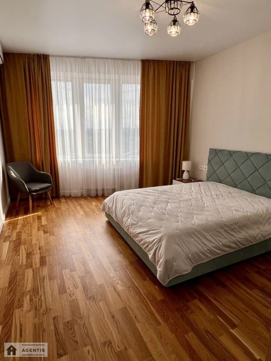 Apartment for rent. 2 rooms, 68 m², 14 floor/30 floors. 3, Mykilsko-Slobidska 3, Kyiv. 