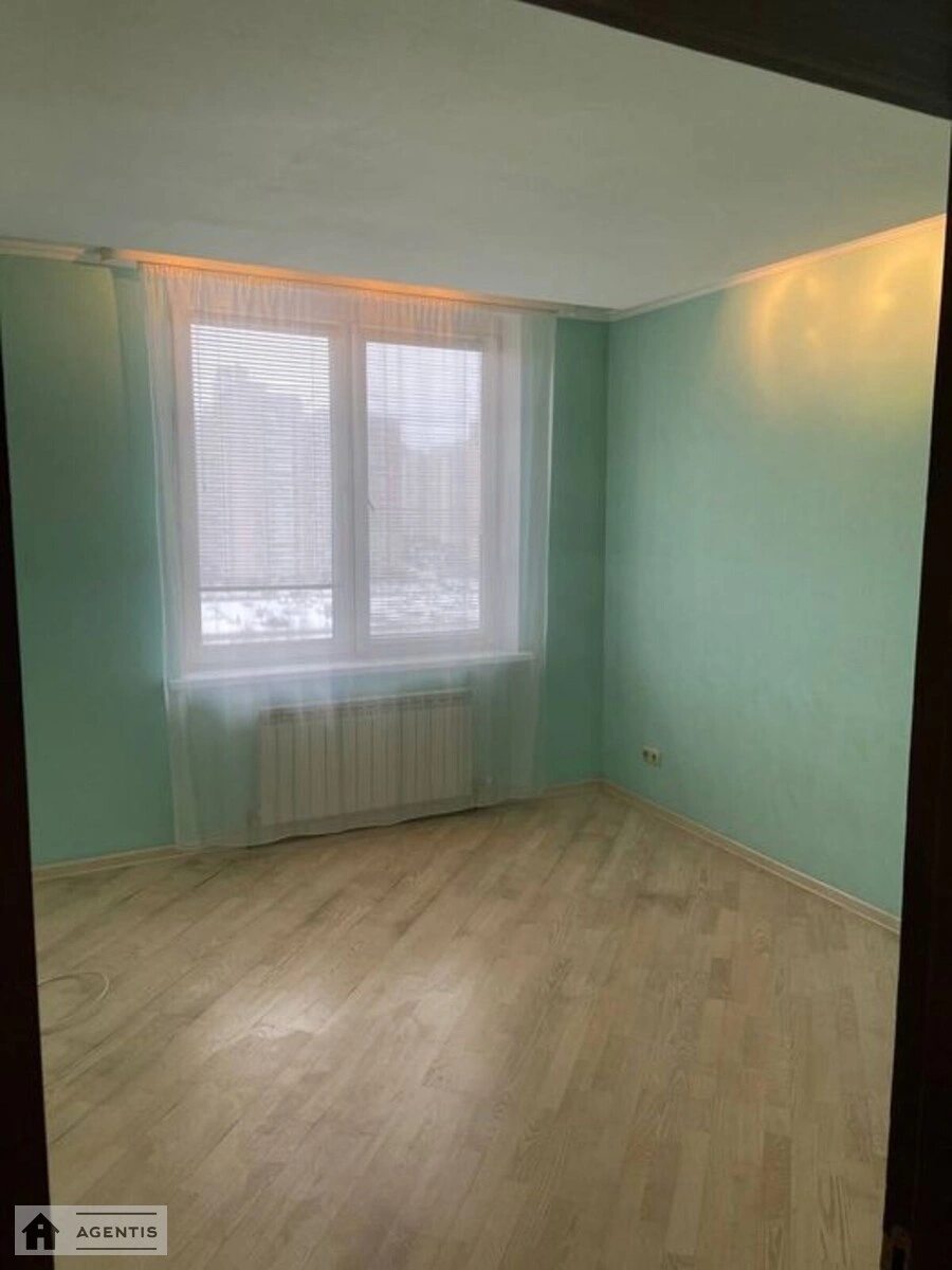 Apartment for rent. 3 rooms, 93 m², 11 floor/25 floors. 9, Zdolbunivska 9, Kyiv. 