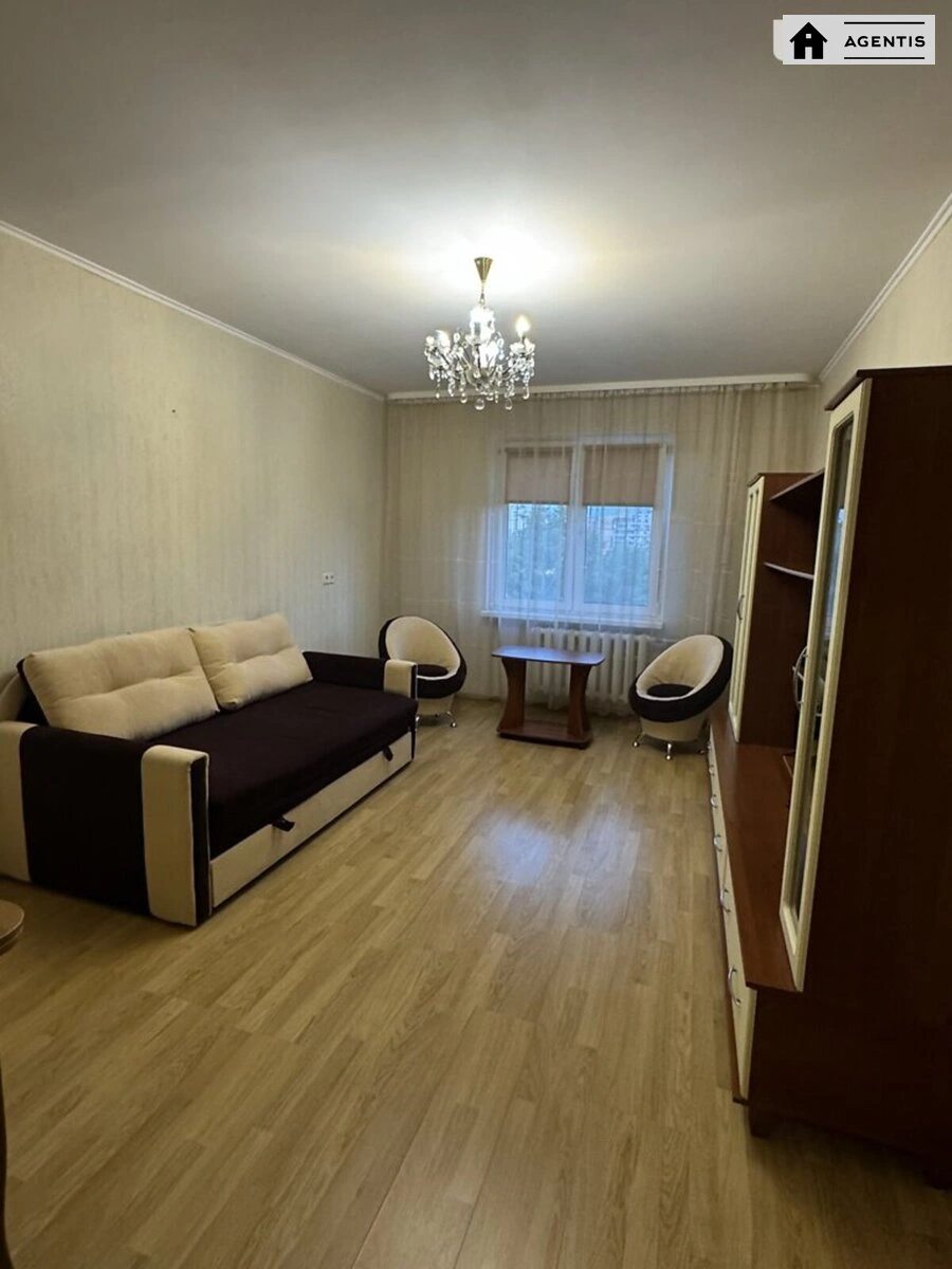 Apartment for rent. 1 room, 43 m², 5th floor/24 floors. 1, Chervonoyi Kalyny prosp. Volodymyra Mayakovskoho, Kyiv. 