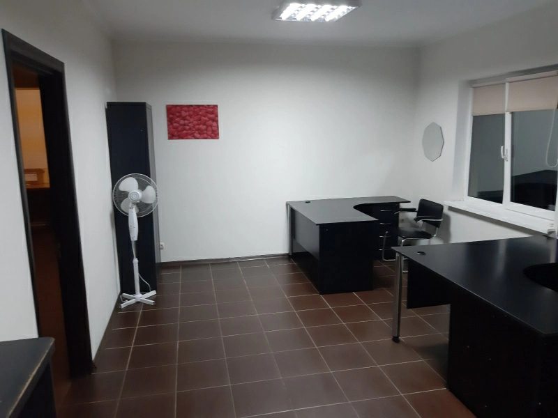 Office for rent. 1 room, 24 m², 2nd floor/3 floors. 22, Rayduzhna 22, Kyiv. 