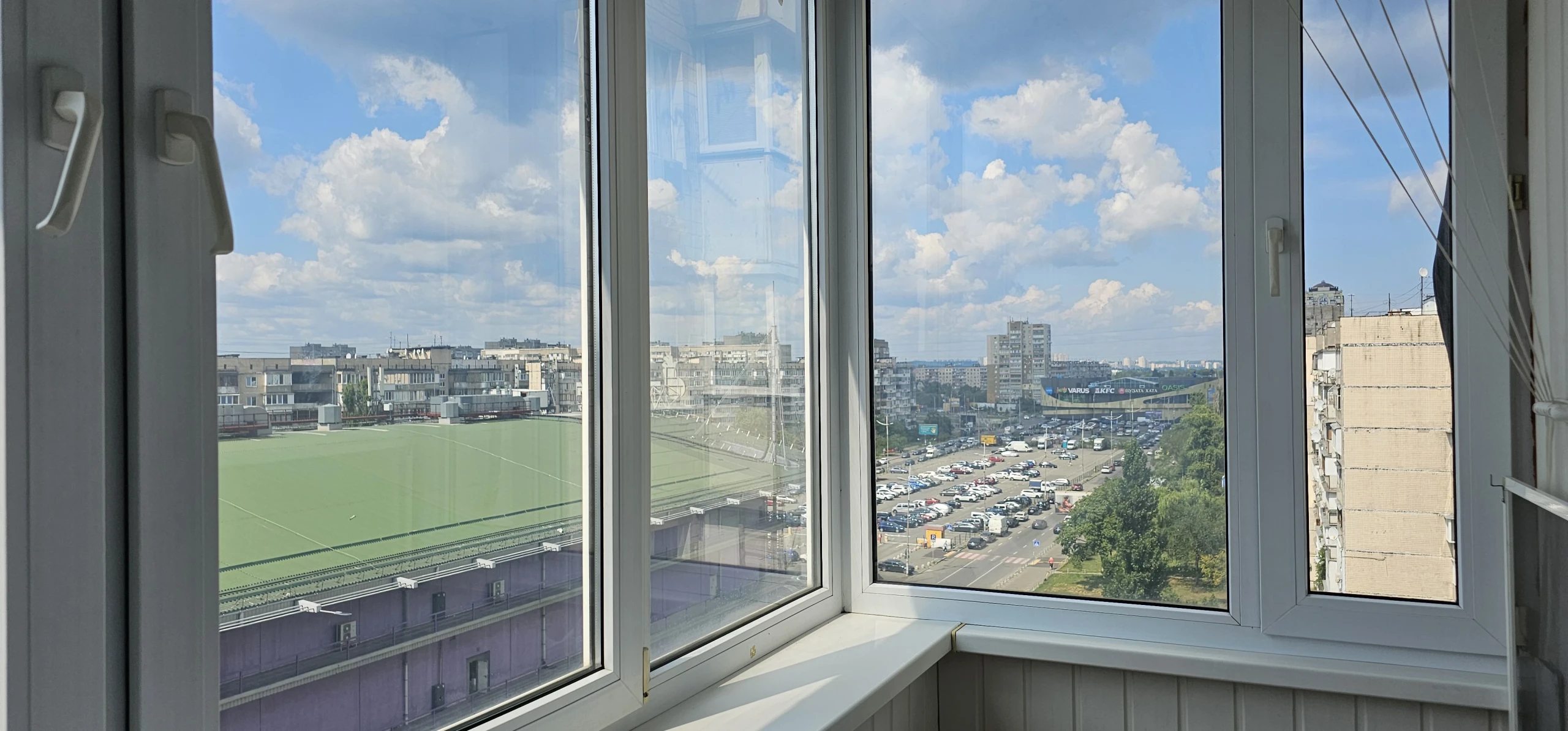 Apartments for sale 3 rooms, 70.6 m², 9th fl./9 floors. 34, Obolonskiy 34, Kyiv. 