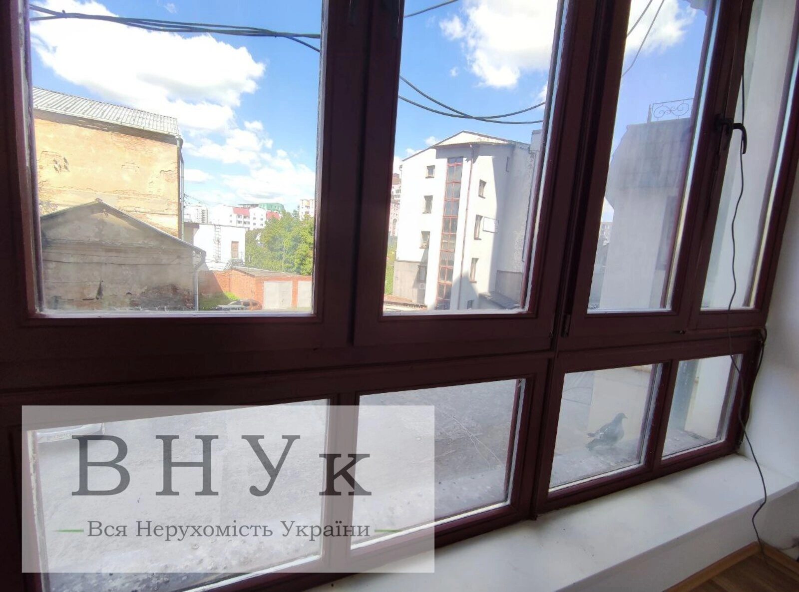 Продаж квартири 4 кімнати, 107 m², 2 пов./10 поверхів. Проскурівська , Хмельницький. 