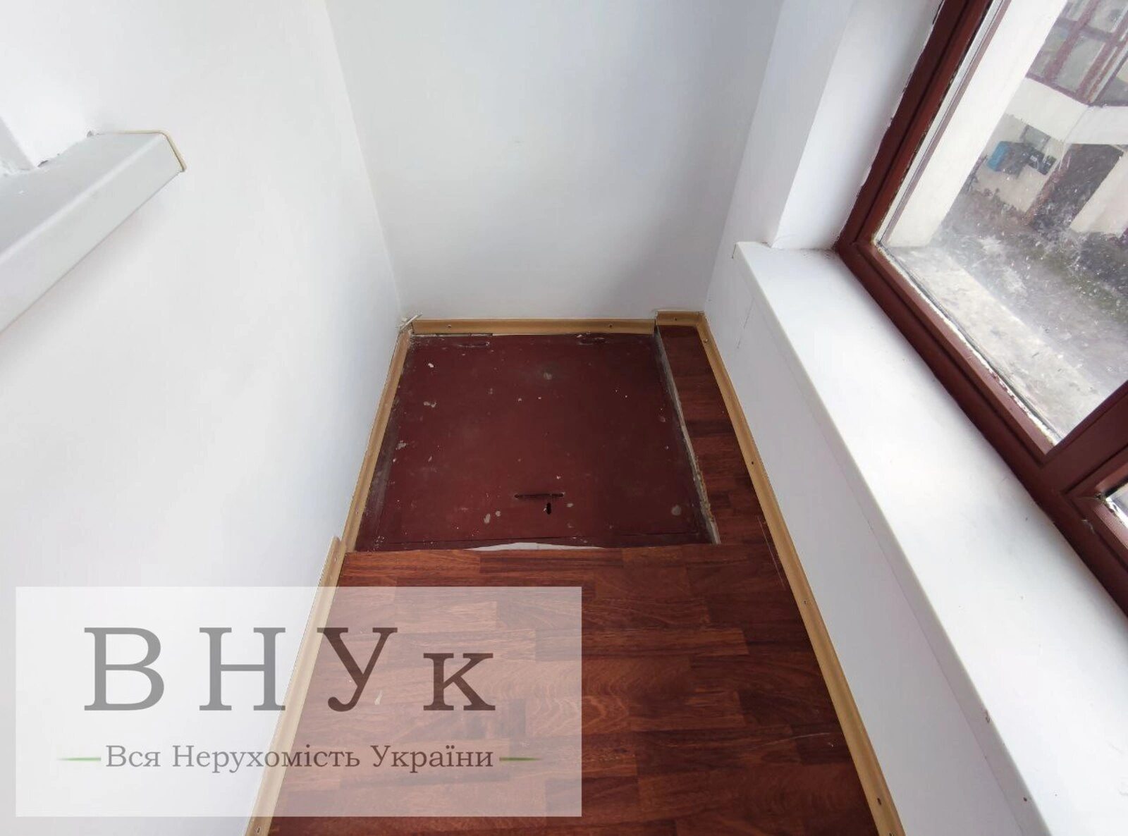 Продаж квартири 4 кімнати, 107 m², 2 пов./10 поверхів. Проскурівська , Хмельницький. 