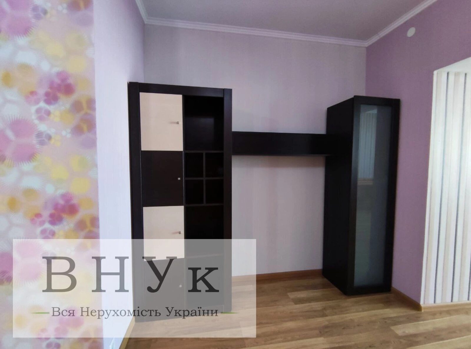 Продаж квартири 4 кімнати, 107 m², 2 пов./10 поверхів. Проскурівська , Хмельницький. 