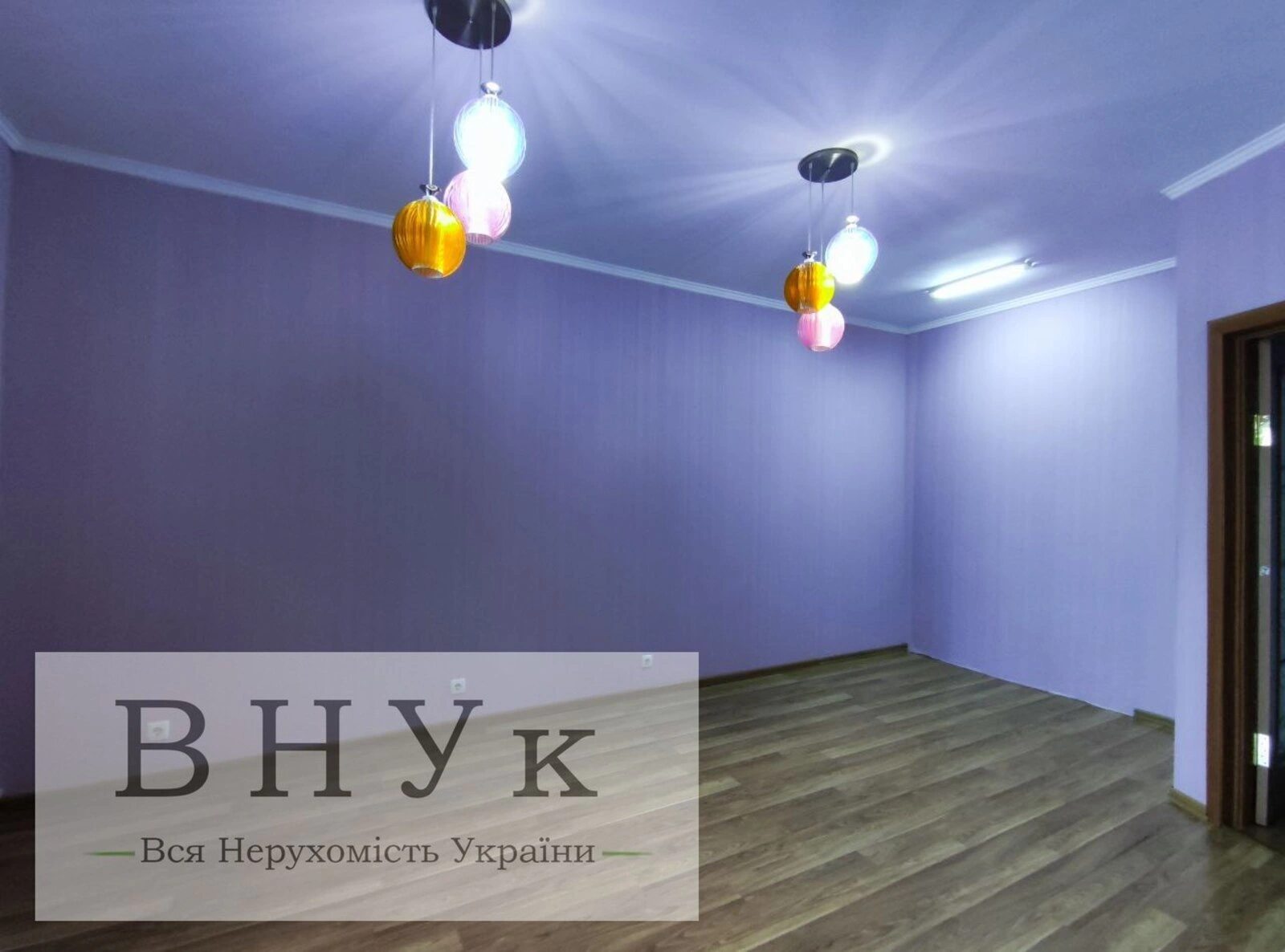 Продаж квартири 4 кімнати, 107 m², 2 пов./10 поверхів. Проскурівська , Хмельницький. 