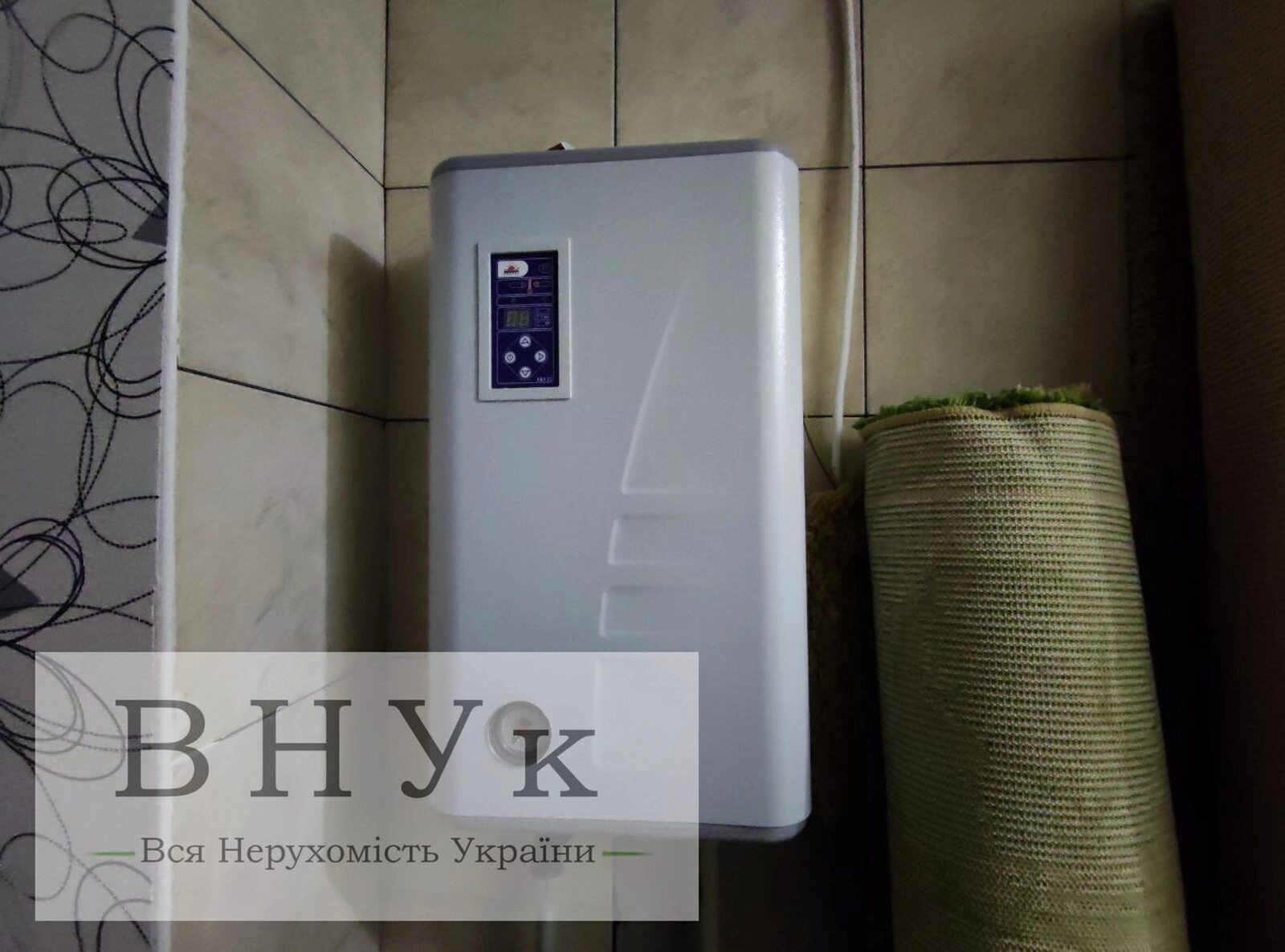 Продаж квартири 4 кімнати, 107 m², 2 пов./10 поверхів. Проскурівська , Хмельницький. 