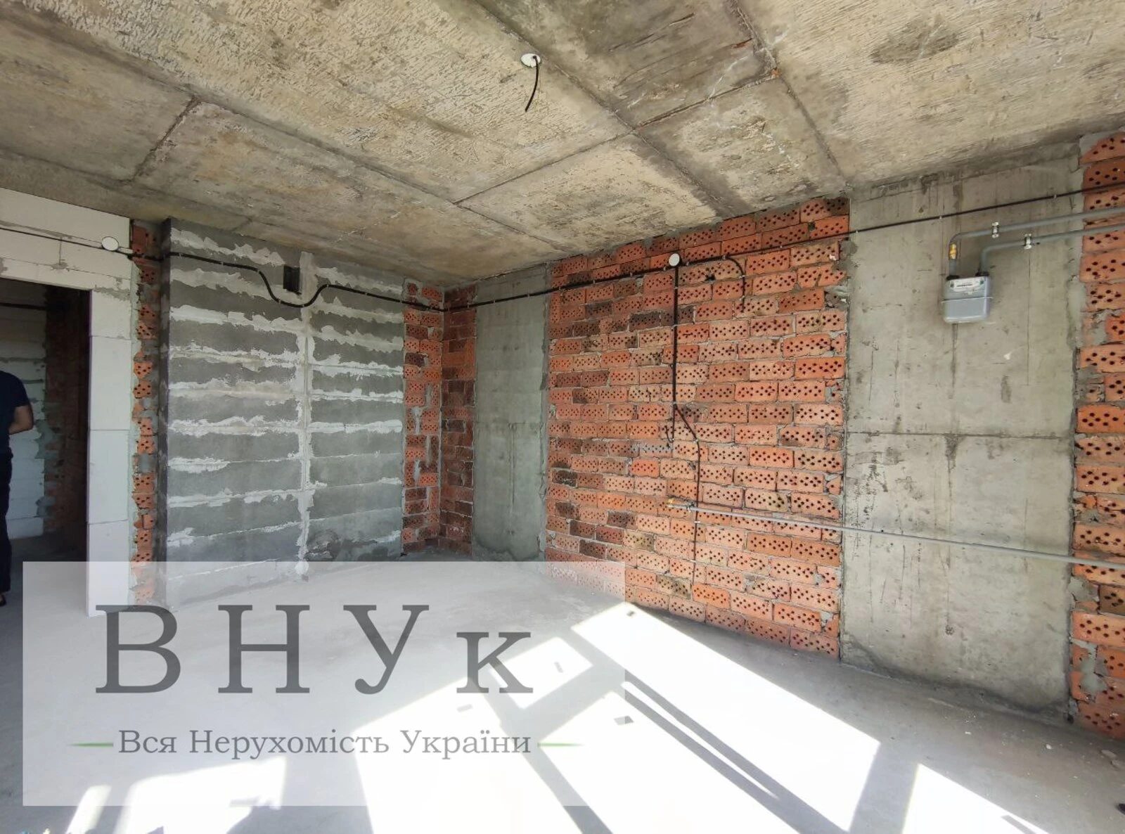 Продаж квартири 1 кімната, 61 m², 8 пов./10 поверхів. Будівельників , Хмельницький. 