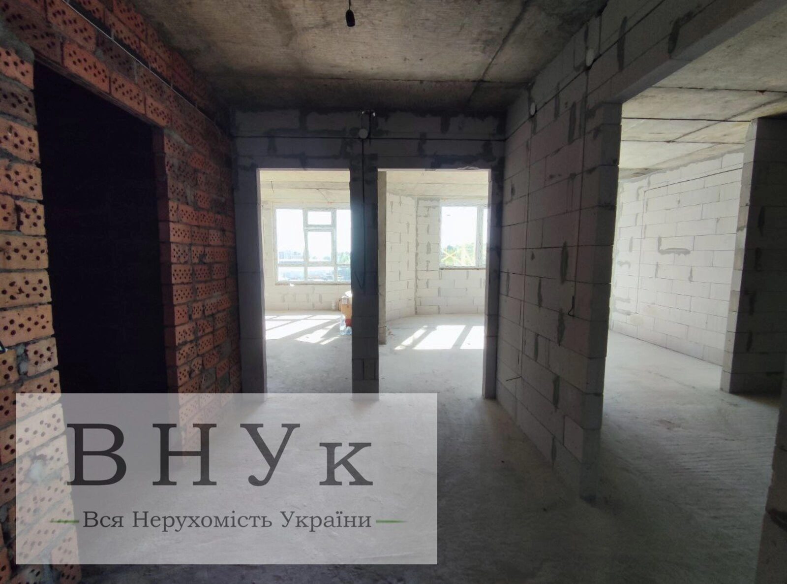 Продаж квартири 1 кімната, 61 m², 8 пов./10 поверхів. Будівельників , Хмельницький. 