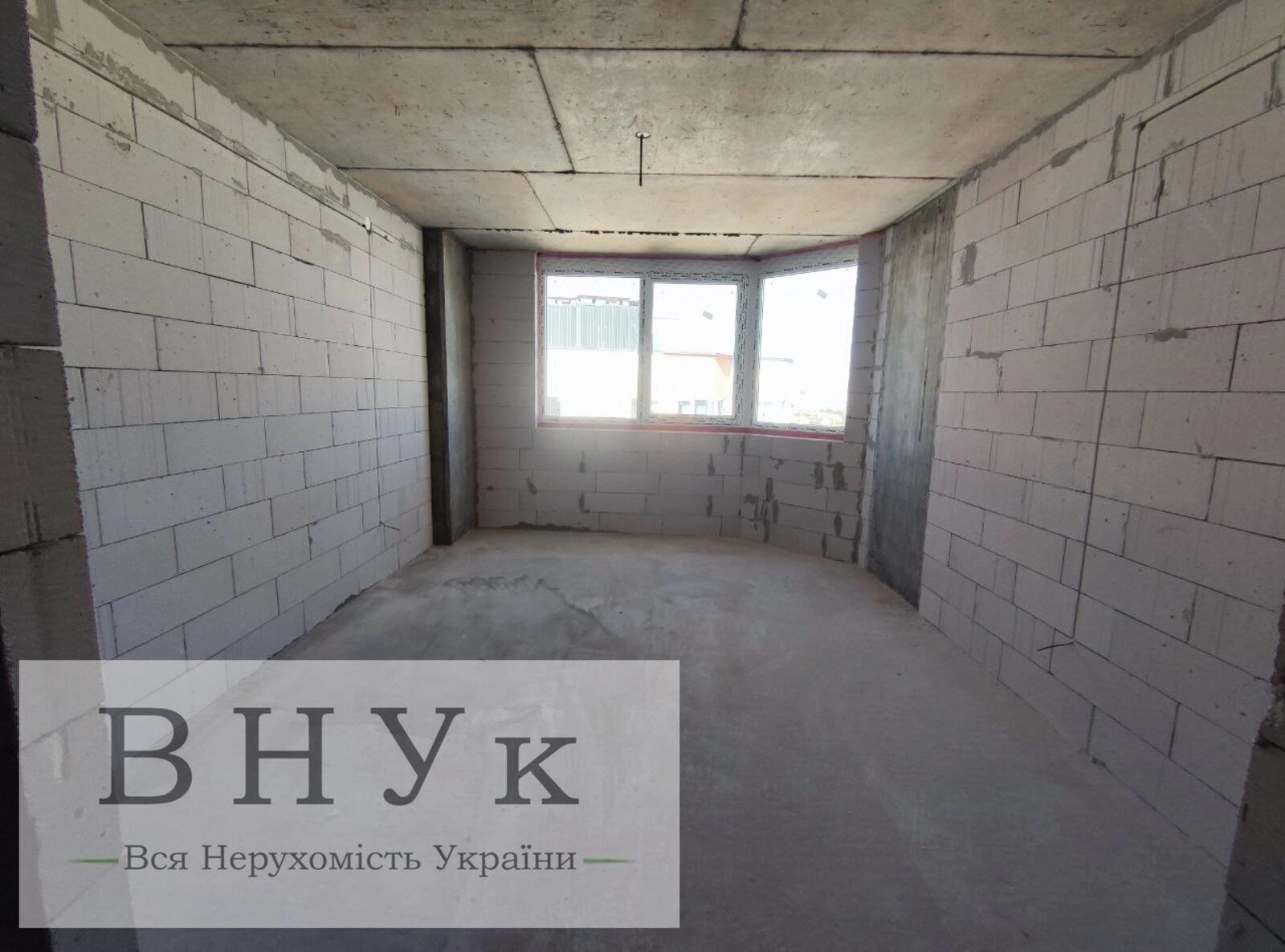 Продаж квартири 2 кімнати, 70 m², 10 пов./10 поверхів. Будівельників , Хмельницький. 