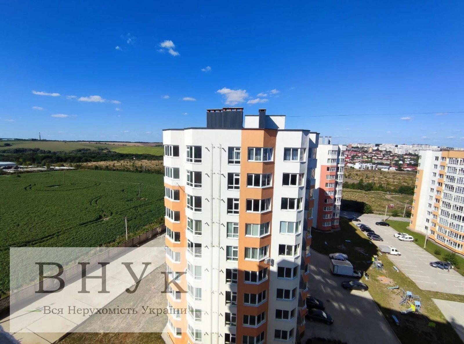 Продаж квартири 2 кімнати, 70 m², 10 пов./10 поверхів. Будівельників , Хмельницький. 