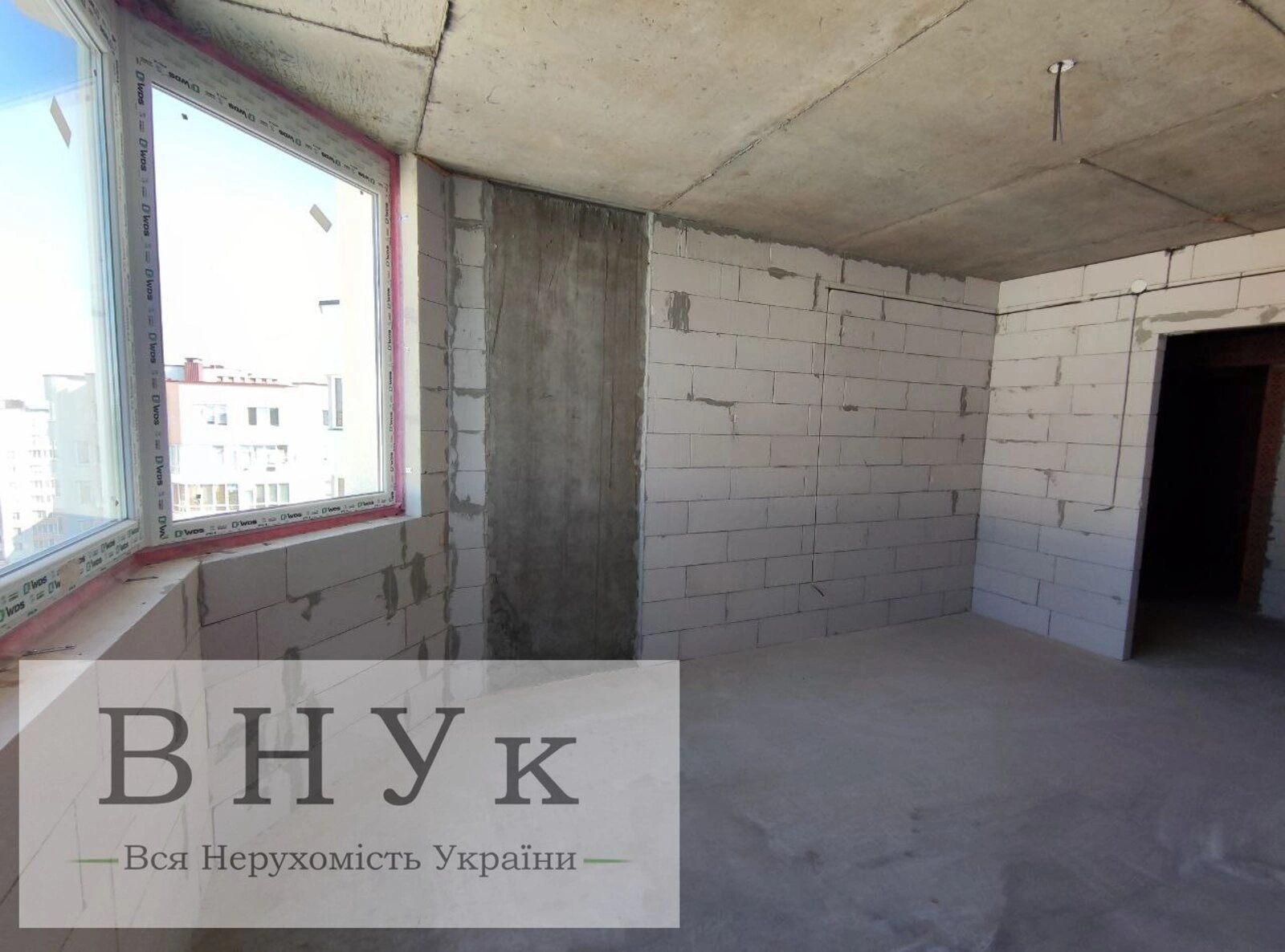 Продаж квартири 2 кімнати, 70 m², 10 пов./10 поверхів. Будівельників , Хмельницький. 