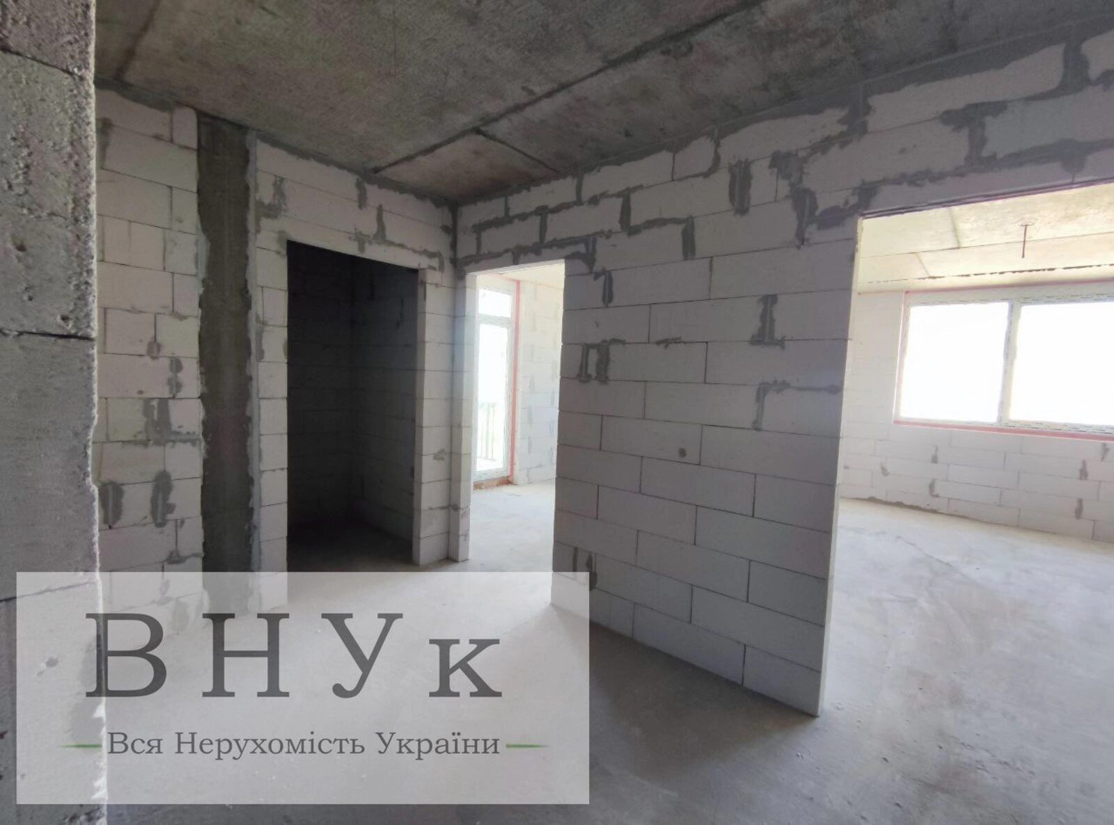 Продаж квартири 2 кімнати, 70 m², 10 пов./10 поверхів. Будівельників , Хмельницький. 