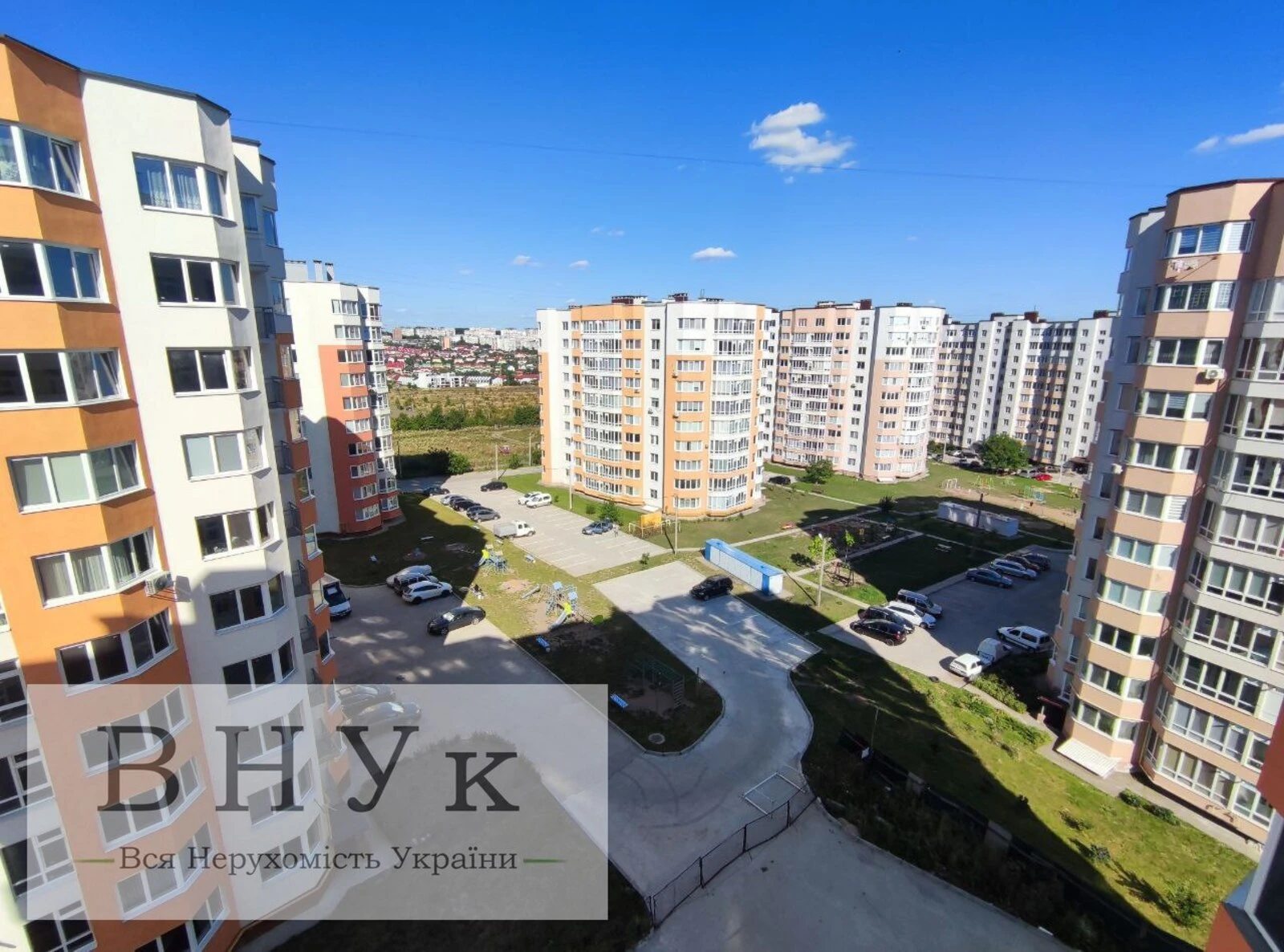 Продаж квартири 1 кімната, 61 m², 8 пов./10 поверхів. Будівельників , Хмельницький. 