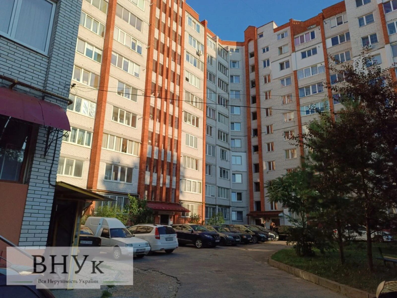 Продаж квартири 2 кімнати, 80 m², 10 пов./11 поверхів. Корольова С. вул., Тернопіль. 